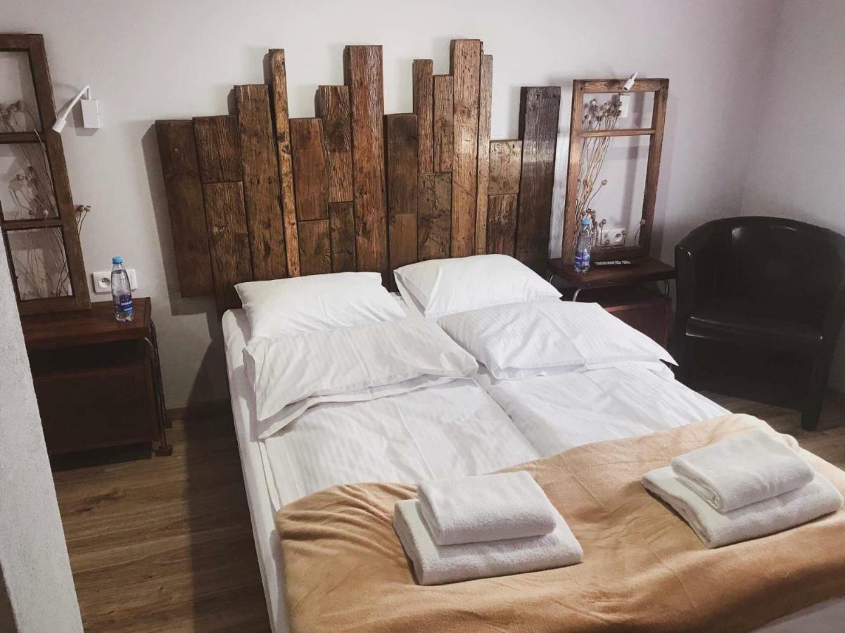 Chutor Nad Narwia Panzió Ploski Kültér fotó